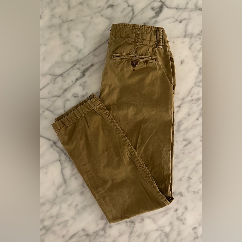 AMERICAN EAGLE OUTFITTERS Slim Straight Chino Pants - Men’s Size 29/32